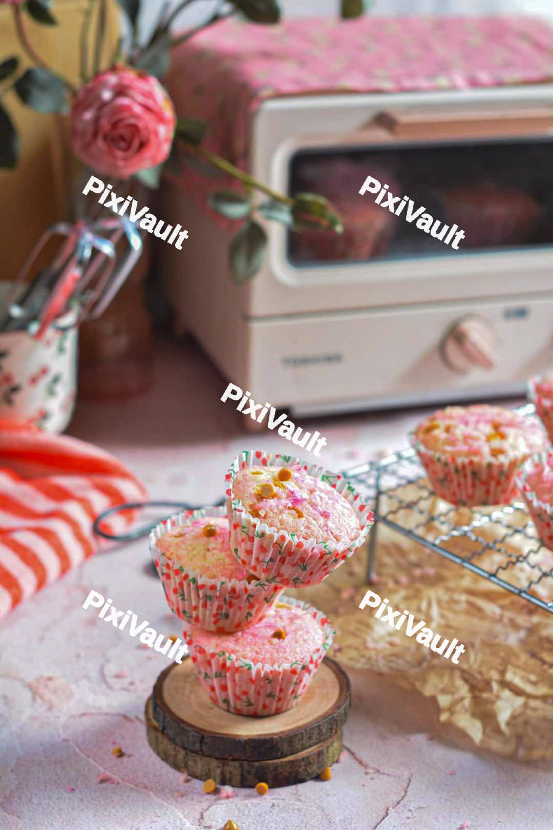 Pink cupcakes